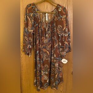 NWT- Dear Scarlett Brown Paisley Bell Sleeve Dress
